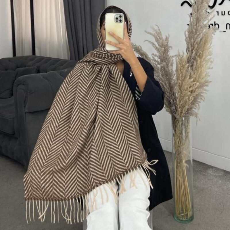شال پاییزه راه راه کد 260176 - Image 4