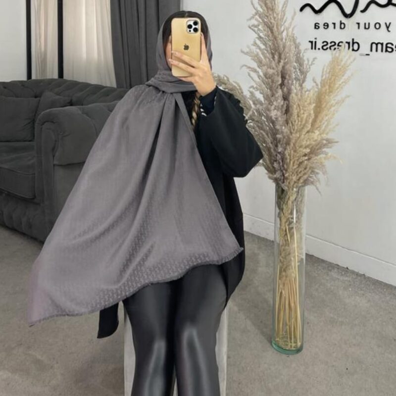 شال YSL کد 260218 - Image 4