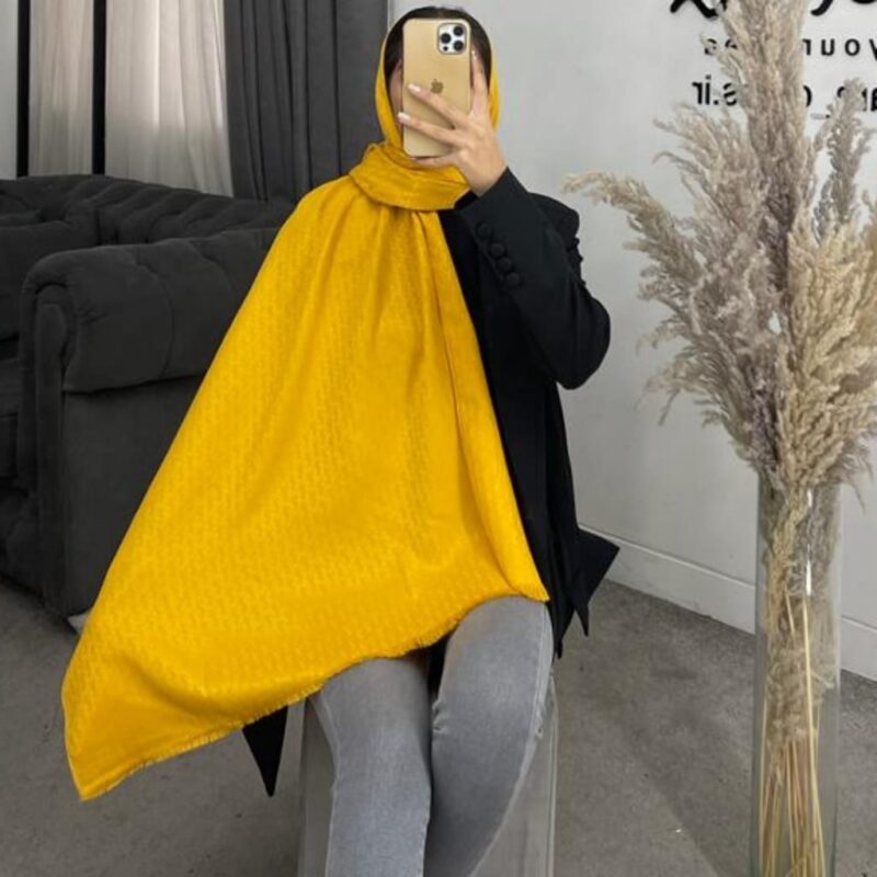 شال YSL کد 260218 - Image 1