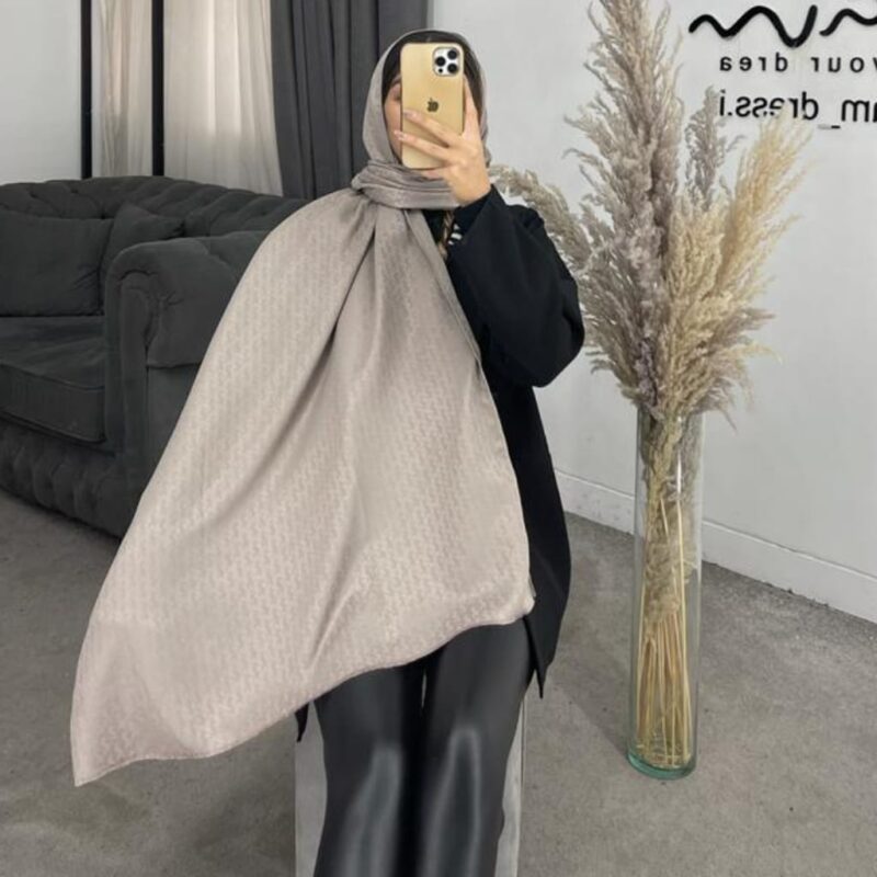 شال YSL کد 260218 - Image 13